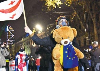 პროკურატურამ ნანა სანდერს ბრალი ჯგუფური ძალადობის ორგანიზების მუხლით წარუდგინა