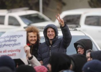 არსებული ცნობებით, ვასილ-ივანოვ ჩიქოვანი და მისი მეუღლე დააკავეს