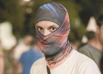 “ექს-მაღალჩინოსნების ჩხრეკიდან მილიონები რომ ამოიღეს, სადღაც ეგ ყველაფერი და ჩემი ბალაკლავა ერთად მოხვდა ალბათ” – საბა ჯაფარიძე