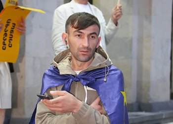 “ერთი მწვდა, რამდენს ალაპარაკებთო, გადმომიღეს მანქანიდან, მათრიეს” – ვახო ფიცხელაური დაკავების დეტალებზე