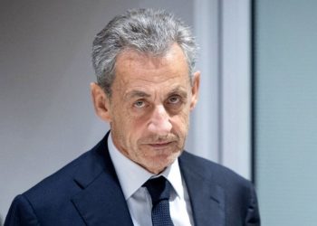 ნიკოლა სარკოზიმ ციხე დატოვა