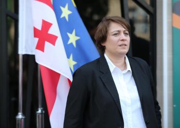 ელენე ხოშტარია ციხიდან წერილს აქვეყნებს