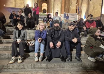 არქიმანდრიტ დოროთეს შემდეგ საპატრიარქოში მამა ილია თოლორაიაც დაიბარეს