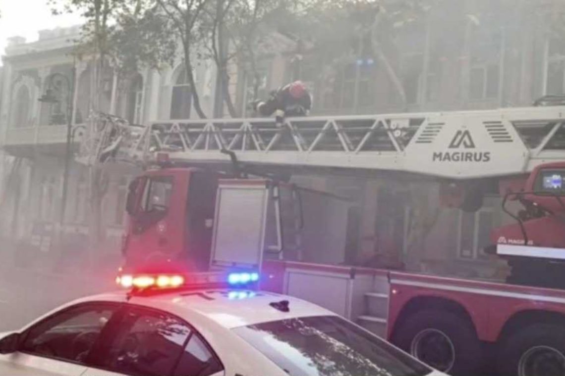 ხანძარი თბილისში – რა ვითარებაა ამ წუთებში ადგილზე