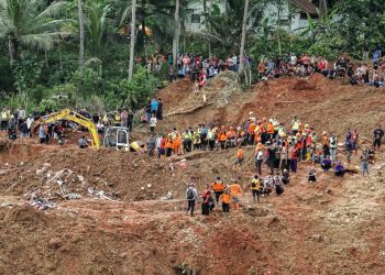ინდონეზიაში მეწყერს, სულ მცირე, 18 ადამიანი ემსხვერპლა, ათობით კი, დაკარგულად ითვლება