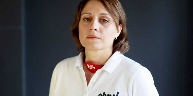 “პროკურატურის ე.წ. ბრალდებით მთელი ცხოვრება ვიამაყებ” – ელენე ხოშტარია ფარულ ჩანაწერებს ეხმაურება