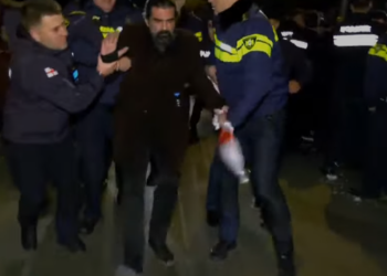 პოლიციამ დღეს 15-მდე ადამიანი დააკავა – ცნობილია დაკავებულთა სავარაუდო სია