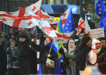 რუსთაველის გამზირზე უწყვეტი პროტესტის დაწყებიდან ერთი წლის თავზე აქცია მიმდინარეობს