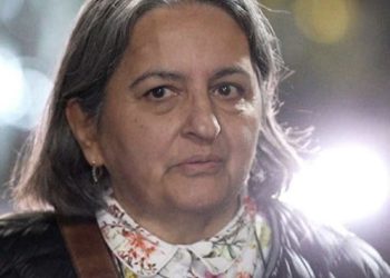 რუსთაველის გამზირზე გზის გადაკეტვის ბრალდებით პედაგოგი მანანა ჯავაშვილი დააკავეს