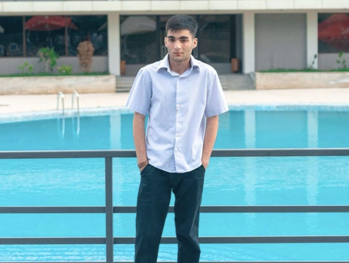 ცნობილია თელავში ავტოსაგზაო შემთხვევის შედეგად დაღუპული 22 წლის ბიჭის ვინაობა