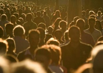 ვის ეხება ერთზე მეტ ანაზღაურებად პოზიციაზე მუშაობის აკრძალვა – ყველაფერი რაც უნდა იცოდეთ