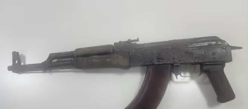 “ამოღებულია უკანონო იარაღი და საბრძოლო მასალა” – შსს განცხადებას ავრცელებს