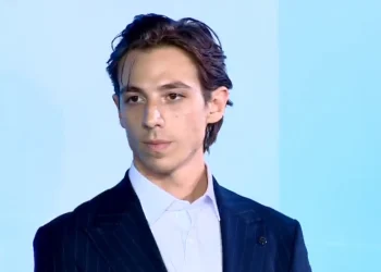 თბილისის საკრებულოს წევრმა ქართული ოცნებიდან, ლუკა ძაძამიამ, საკრებულო დატოვა