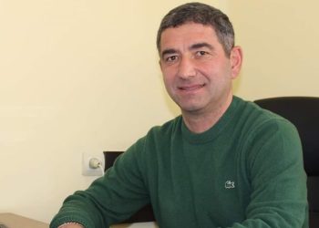 სასამართლომ ხაშურის მერის მოადგილეს და მასთან ერთად დაკავებულ კიდევ ორ პირს აღკვეთის ღონისძიების სახით პატიმრობა შეუფარდა