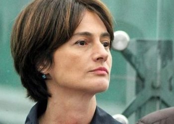 ჟურნალისტი ნინია კაკაბაძე დააკავეს