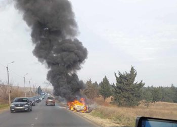 თბილისში მანქანა დაიწვა – რა ვითარებაა ადგილზე