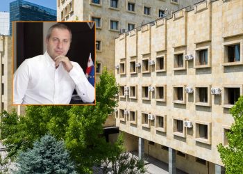 პროკურატურამ უკანონო სამეწარმეო საქმიანობისა და შემოსავლის ლეგალიზაციის ფაქტებზე, „კრისტალ ჯგუფი“-ს მფლობელის, ვლადიმერ სტეფანიანის მიმართ სისხლისსამართლებრივი დევნა დაიწყო