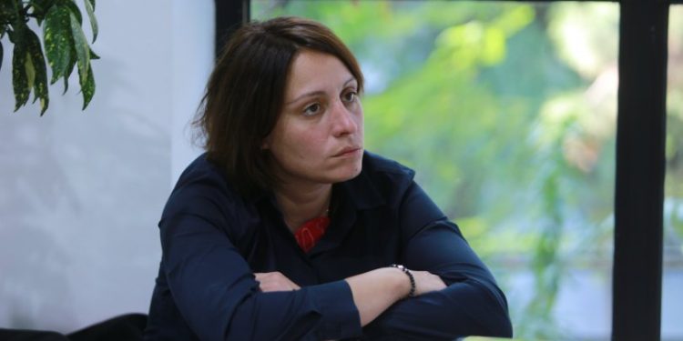 “სულის შეძვრამდე შეძრწუნებული ვარ”- ელენე ხოშტარია ციხიდან წერილს ავრცელებს