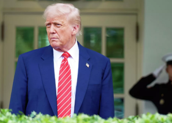 დონალდ ტრამპი განცხადებას ავრცელებს