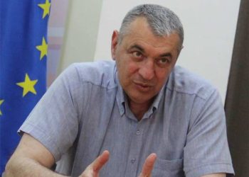 „განათლების ამ რეფორმას მხოლოდ ერთი პოლიტიკური და მტრული მიზანი აქვს – პროცესი და სტუდენტები კონტროლში მოაქციოს“ —  დავით ზურაბიშვილი “მეტრონომთან”