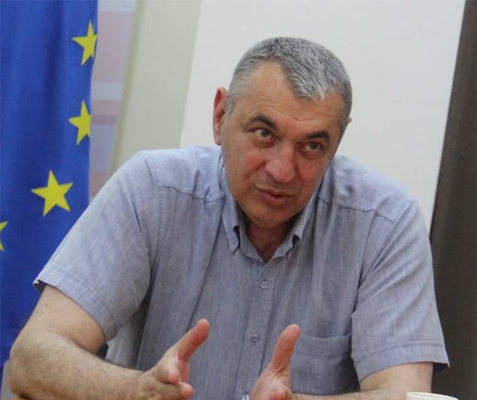 „განათლების ამ რეფორმას მხოლოდ ერთი პოლიტიკური და მტრული მიზანი აქვს – პროცესი და სტუდენტები კონტროლში მოაქციოს“ — დავით ზურაბიშვილი “მეტრონომთან”