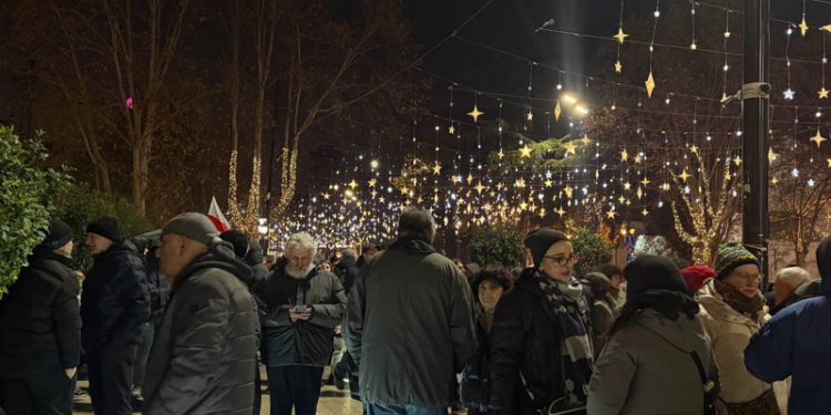 რუსთაველის გამზირზე პროტესტია – რა ხდება ადგილზე