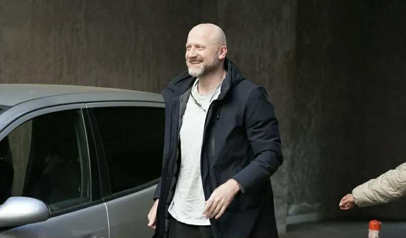 “რამდენ ხანს დაგვაცდიან გარეთ ყოფნას, ეს არის მნიშვნელოვანი” – ზურა ჯაფარიძე გათავისუფლების შემდეგ პირველ კომენტარს აკეთებს