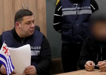 “ბათუმში ინტერპოლის მიერ წითელი ცირკულარით ძებნილი უცხო ქვეყნის მოქალაქეა დაკავებული” – შსს