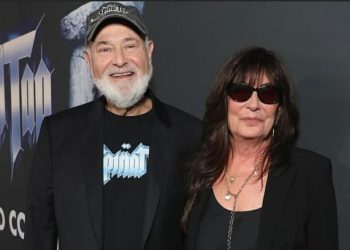 ცნობილი ამერიკელი რეჟისორის და მისი ცოლის ცხედრები საკუთარ სახლში იპოვეს