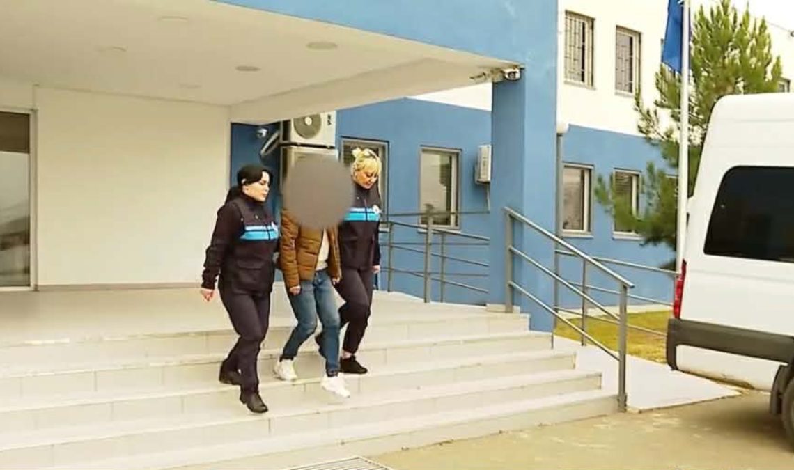 მიგრაციის დეპარტამენტის თანამშრომლებმა უცხო ქვეყნის 43 მოქალაქე საქართველოდან გააძევეს