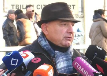 “კვლევაში არც ქიმიურ იარაღზე გვითქვამს არაფერი, არც მოწამვლაზე, კლინიკური ანალიზია” – გიორგი ჩახუნაშვილი