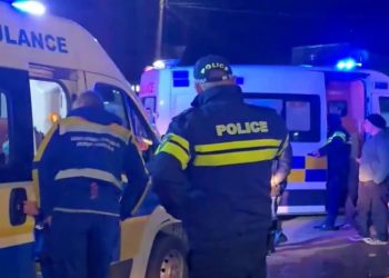 რუსთავში, საცხოვრებელ ბინაში აფეთქება მოხდა – რა ხდება ადგილზე