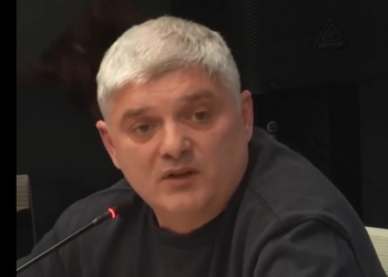 საზმაუს მცველების ინფორმაციით, ბერძენიშვილმა რეჟისორი კახა მელიქიძე სამსახურიდან გაათავისუფლა