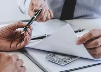 “კორუფციის მხრივ ქვეყანაში არსებული მდგომარეობა განსაკუთრებით შემაშფოთებელია, საქართველო მიტაცებული, კლეპტოკრატიული სახელმწიფოა – სამომავლოდ, კორუფციისგან გამოწვეული ზიანის ზრდაა მოსალოდნელი”- საერთაშორისო გამჭვირვალობა