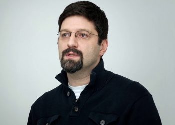 “თუ წელს, ან მომავალ წლებში აპირებთ ჩაბარებას, უნდა იცოდეთ, რომ ქართული ოცნება აუქმებს საგრანტო დაფინანსებას” – სიმონ ჯანაშია