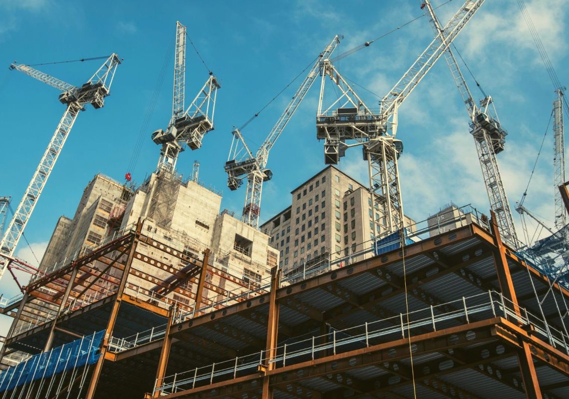 2025 წელს საქართველოში როგორც მშენებლობაზე გაცემული ნებართვების, ისე ექსპლუატაციაში მიღებული ობიექტების რაოდენობა შემცირდა – საქსტატი