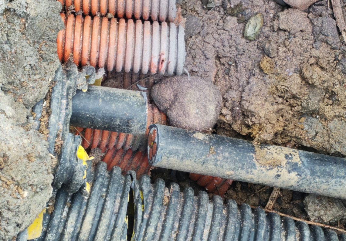 რიკოთის უღელტეხილზე გარე განათების ქსელის კაბელები მოიპარეს