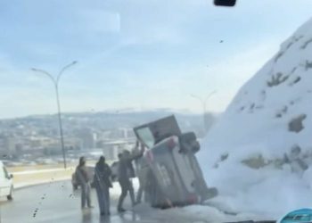 ავტოსაგზაო შემთხვევა თბილისში – რა კადრები ვრცელდება