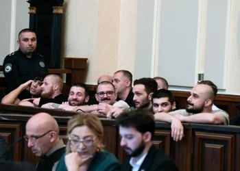 თბილისის სააპელაციო სასამართლოში მსახიობ ანდრო ჭიჭინაძის ონისე ცხადაძისა და კიდევ 9 პირის სასამართლო პროცესი მიმდინარეობს