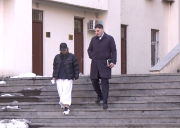 მოკლული მასწავლებლის, გიგა ავალიანის საქმეზე დაკავებული ერთ-ერთი არასრულწლოვნის, ა.ნ.-ს დედა პოლიციას ჩვენებას არ აძლევს