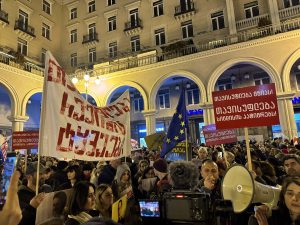 მზია ამაღლობელის გათავისუფლების მოთხოვნით მარში იმართება - "მეტრონომის" ფოტოკოლაჟი