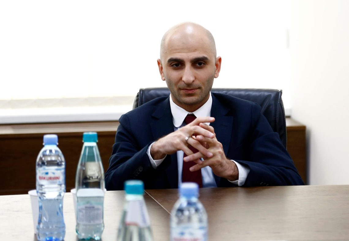 დაკავებული ჯანდაცვის მინისტრის ყოფილი მოადგილის ადვოკატი პირველკომენტარს აკეთებს