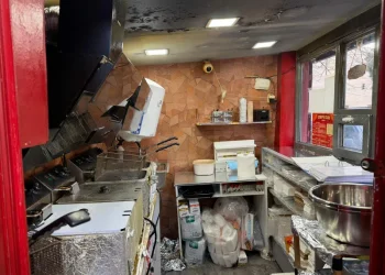 რეგისტრაციისა და სურსათის უვნებლობის მოთხოვნების უხეში დარღვევის გამო, სურსათის ეროვნულმა სააგენტომ ინდურ სამზარეულოს საწარმოო პროცესი შეუჩერა