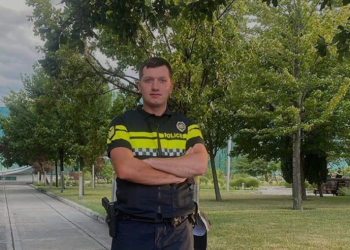 სასახლის ღობის საქმეზე დაკავებული ყოფილი პოლიციელის მიმართვა სასამართლოს