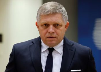 “ევროკომისია იგივეა, რაც მასაჟის სალონი” –  რობერტ ფიცო