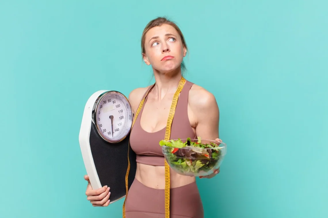 როგორ დავიკლოთ სწრაფად დღესასწაულების შემდეგ – დიეტოლოგების რეკომენდაციები