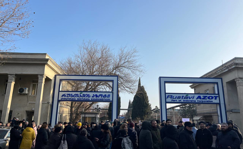 აზოტის ქარხანაში გაფიცვა გრძელდება- თანამშრომლები რუსთავის მერთან შეხვედრას ითხოვენ
