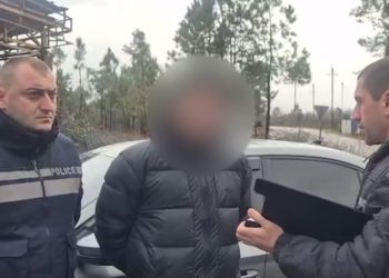 ბაკურიანში ურთიერთშელაპარაკების ნიადაგზე დანით კაცი დაჭრა და მიიმალა – შსს-მ 1 პირი დააკავა