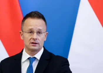 “უკრაინის პრეზიდენტი და უკრაინის მთავრობა ჩაერთნენ ღია, უსირცხვილო და აგრესიულ გავლენის კამპანიაში”- უნგრეთის საგარეო საქმეთა მინისტრი