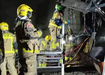 ესპანეთში სარკინიგზო ავარიის შედეგად მემანქანე დაიღუპა და 37 ადამიანი დაშავდა